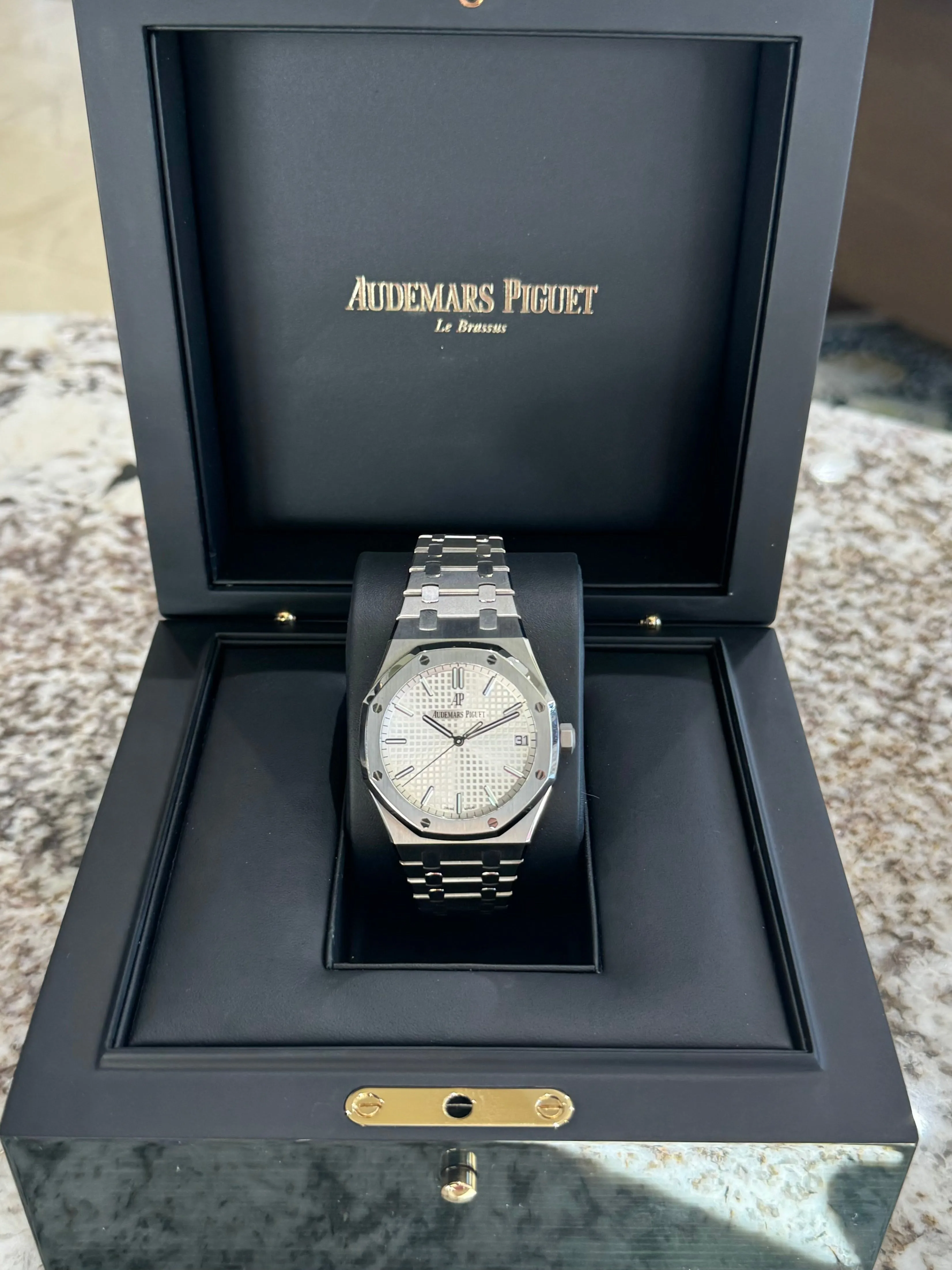 2022 Audemars Piguet Royal Oak Selfwinding 15500ST