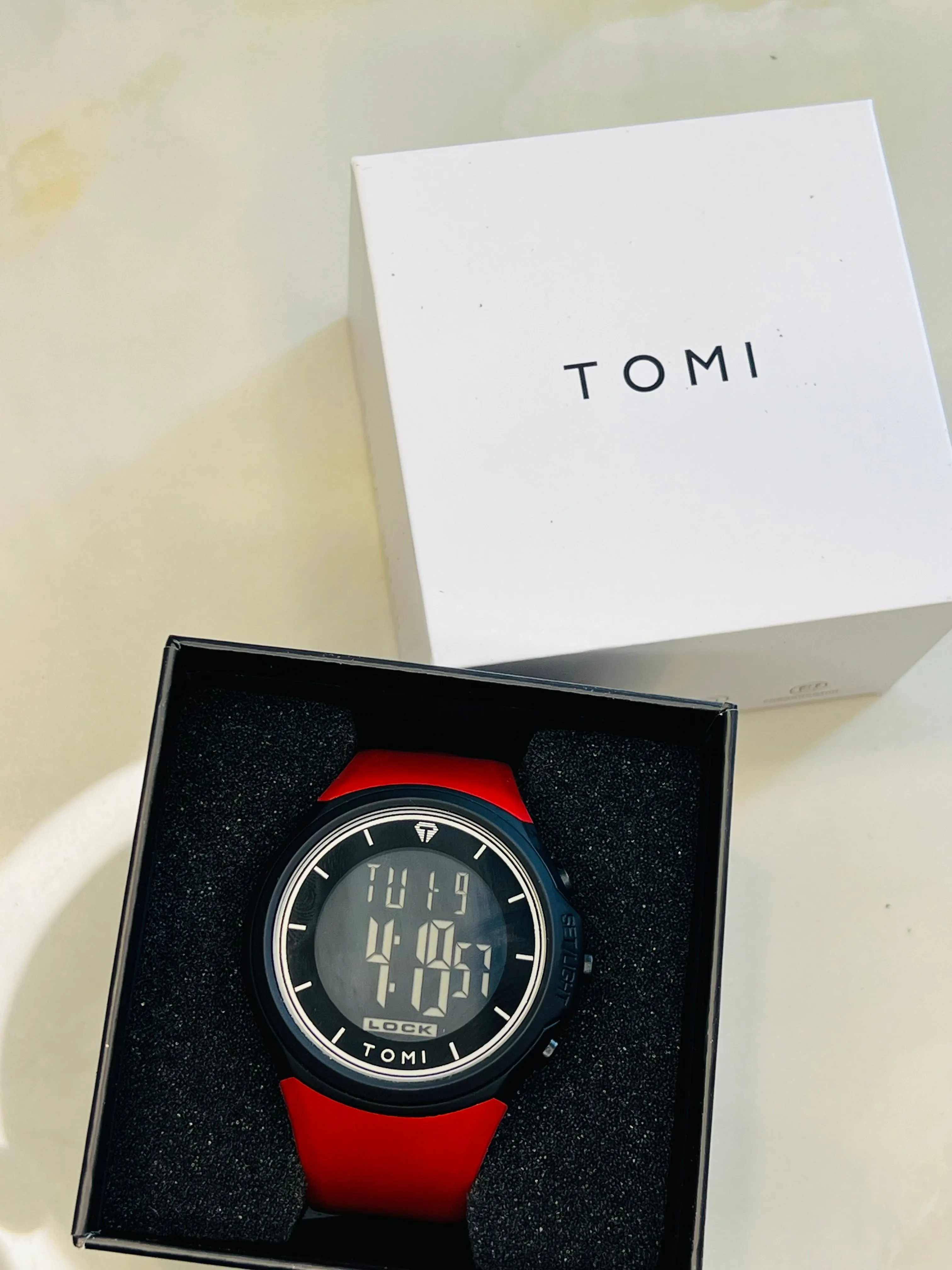 TOMI T-220 Sports Watch Digital Sports Watch