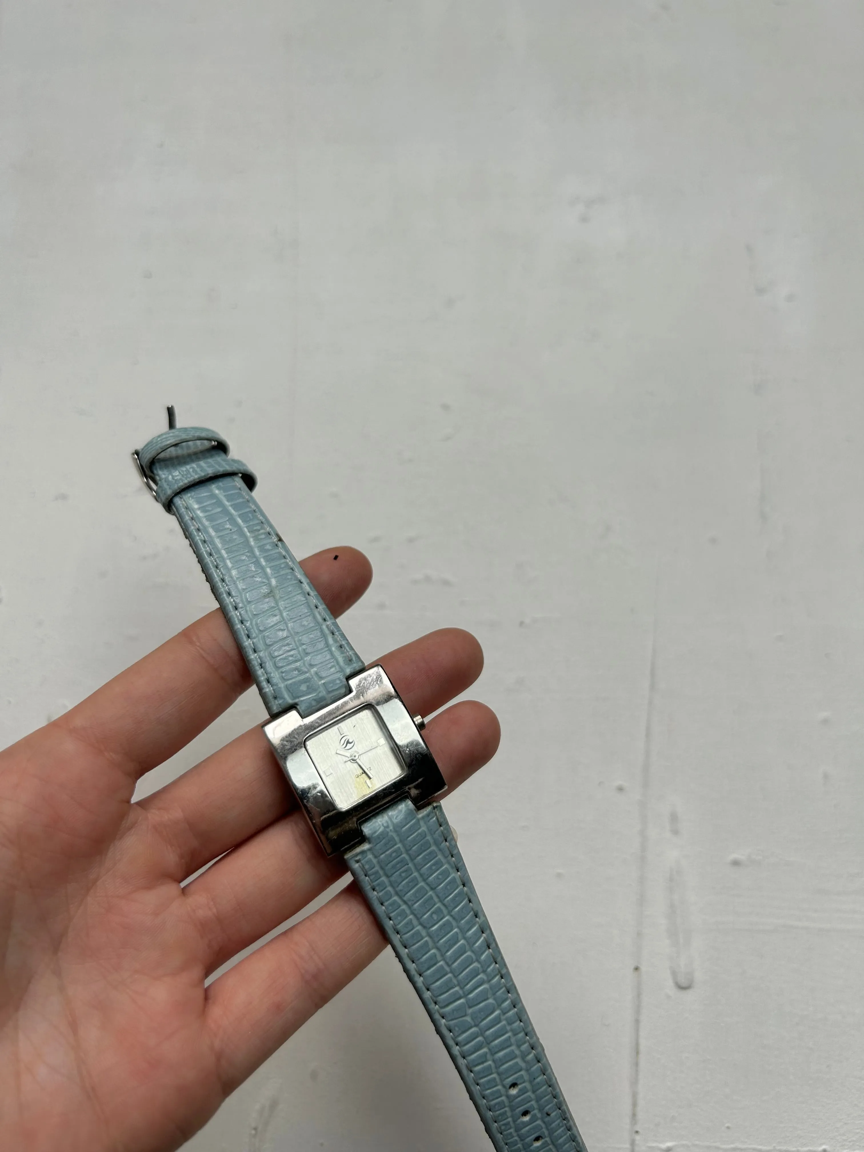 Vintage baby blue silver leather bracelet watch jewelry