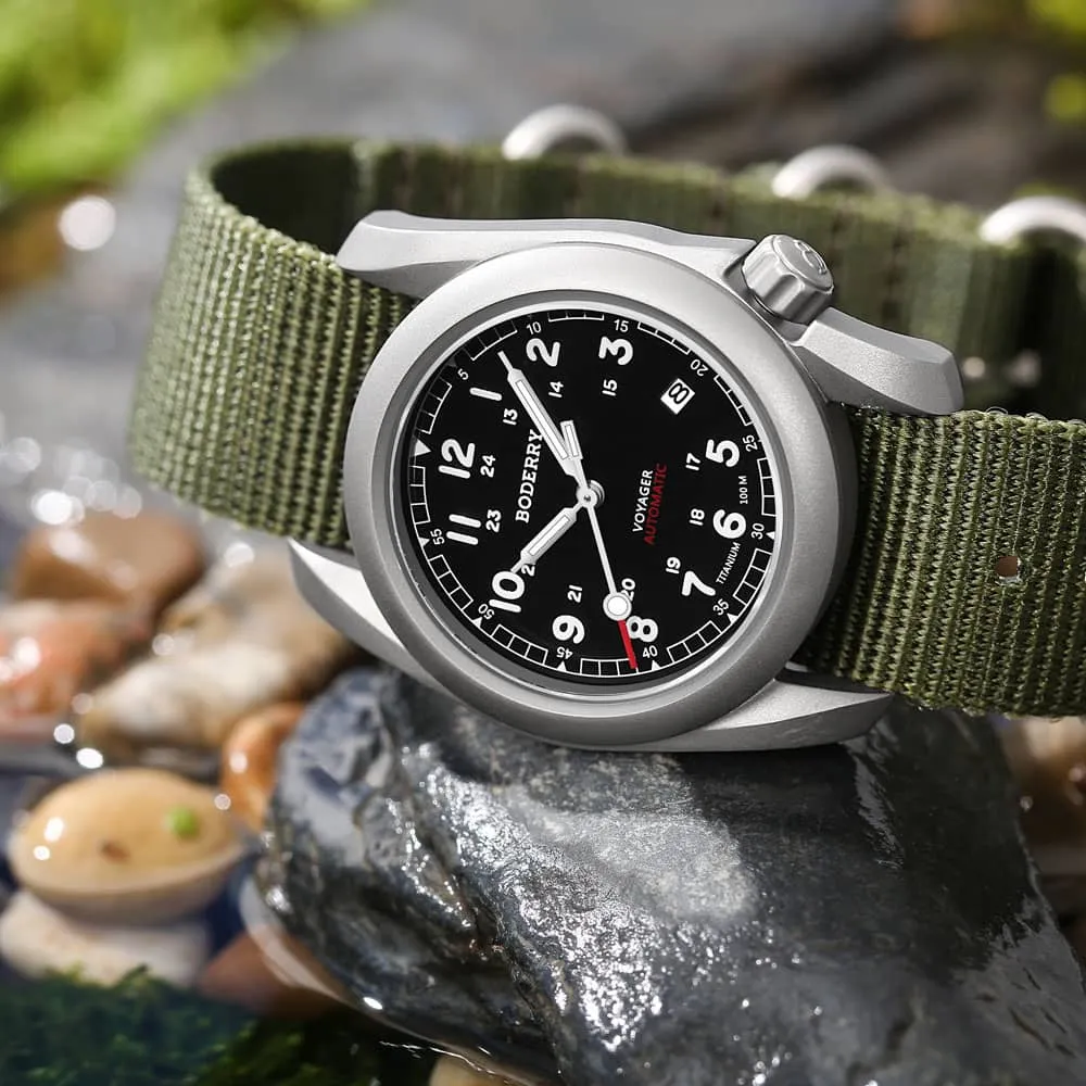 VOYAGER - 100M Waterproof Titanium Automatic Field Watch | Black/ArmyGreen